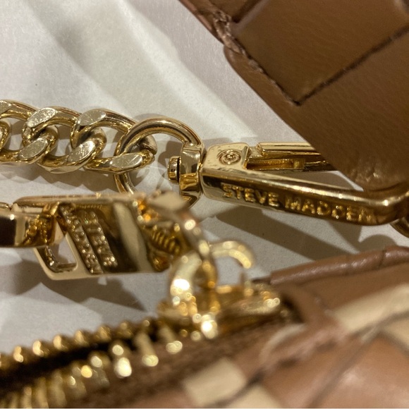 Steve Madden Brown and Tan Shoulder Bag with Gold Detailing - Picture 7 of 13